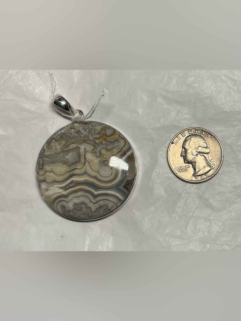 Crazy Lace Agate pendant